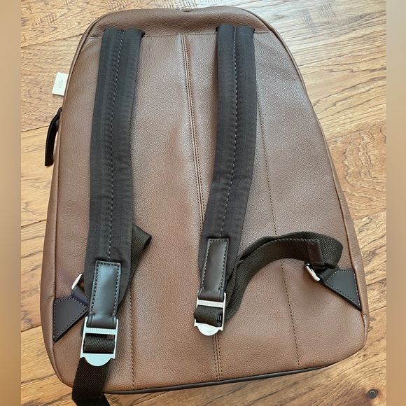 Coach Backpack in Walnut Leather - Picture 2 of 6
